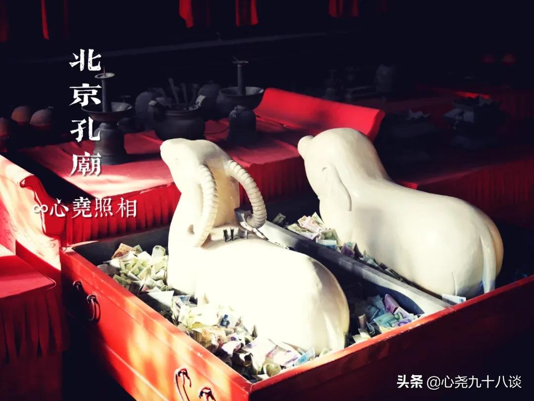 北京孔庙游览攻略,孔庙历经了700多年的历史文化积淀