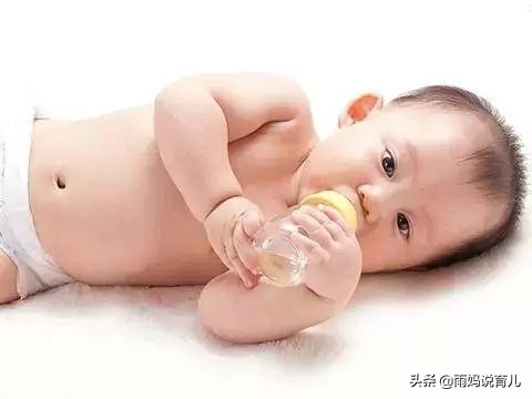 0-1岁宝宝喂奶量标准,0-1岁宝宝奶量对照表