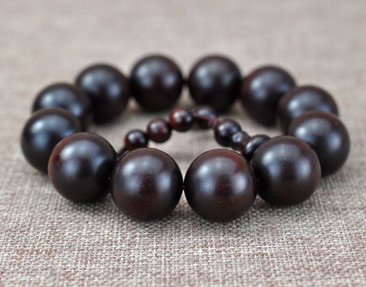 小叶紫檀珠子开裂补救,小叶紫檀108珠开裂是什么原因