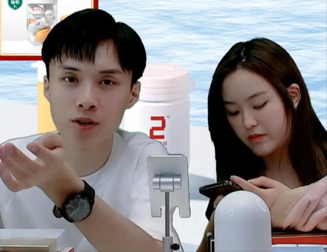 兰蔻反复横跳，立白趁机内涵，看看商人们如何从吴亦凡事件中获利