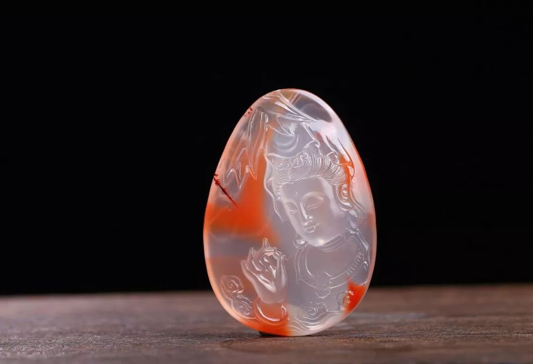 真正的玉石怎样分辨真假,玉石造假手段你知多少