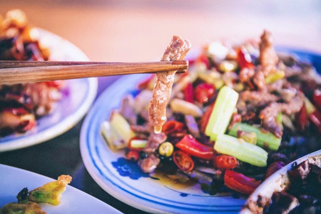 吃遍重庆100家苍蝇馆子,重庆解放碑附近苍蝇馆子前十名