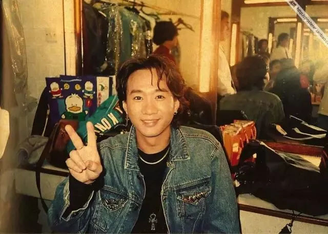 黄家驹最后一任女友现状,黄家驹历任女友现状