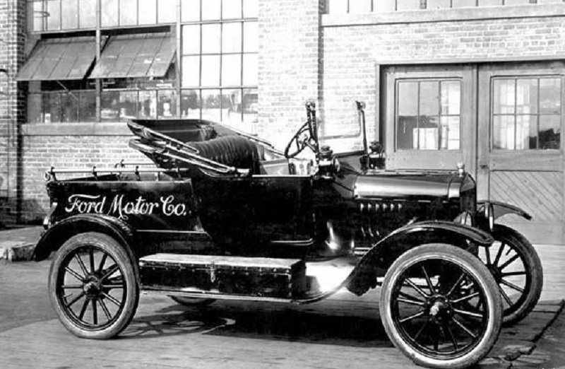 福特t型车发展历程,福特百年进化之路