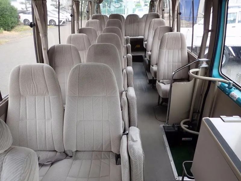 真考斯特和仿考斯特,丰田考斯特各个版本