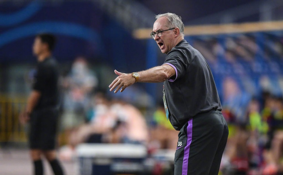 球迷送别施蒂利克,泪目送别外籍球员