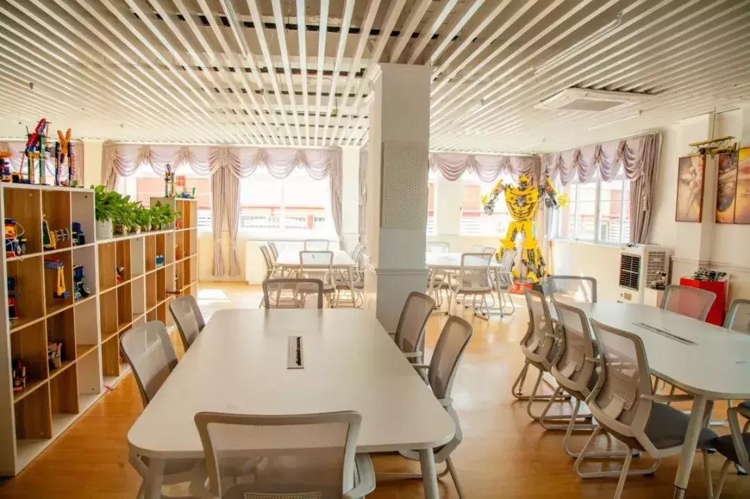 邀请函学校活动,华美校园活动