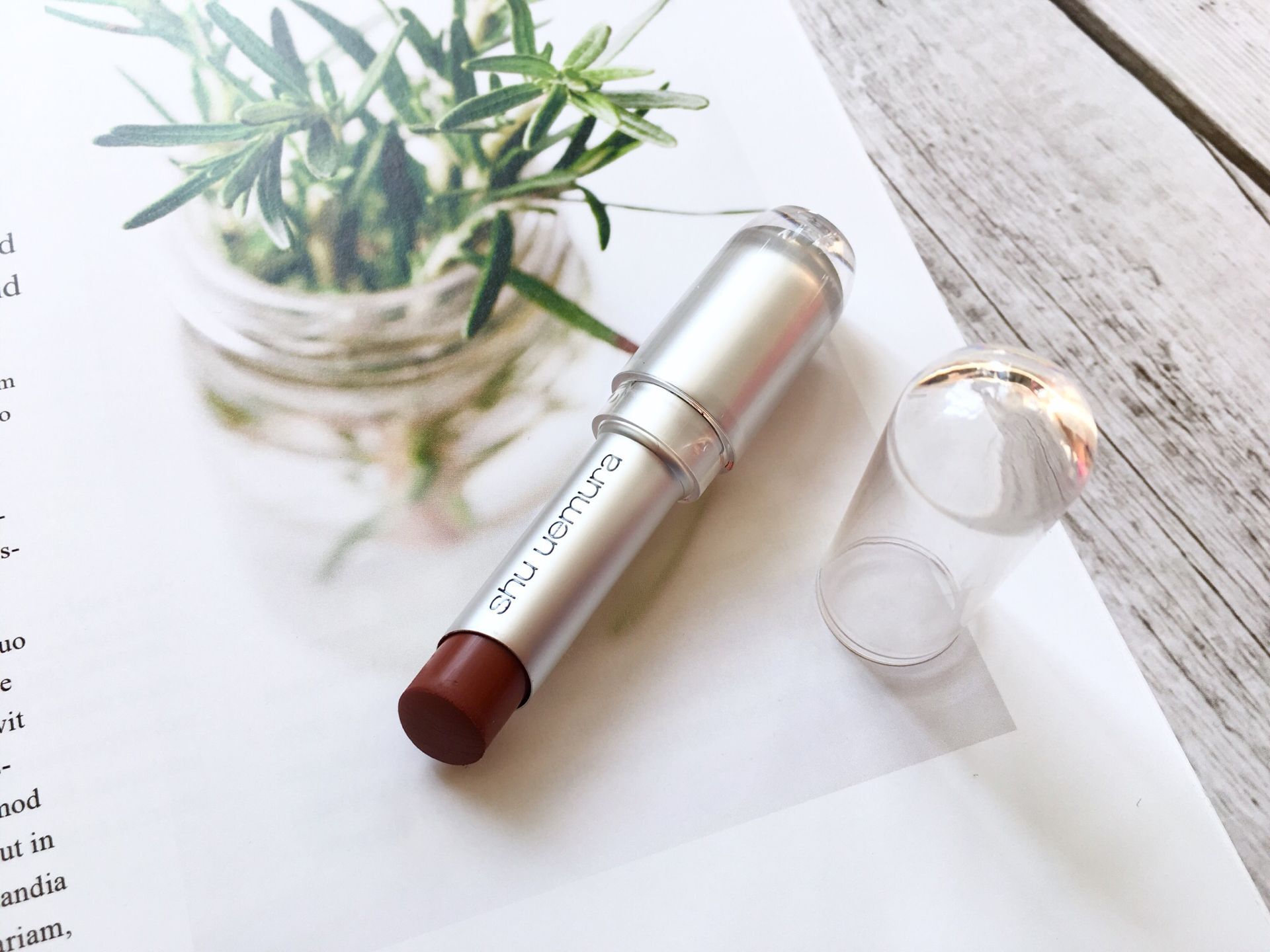 植村秀哪种颜色唇膏适合日常妆,植村秀唇膏哪个色好看