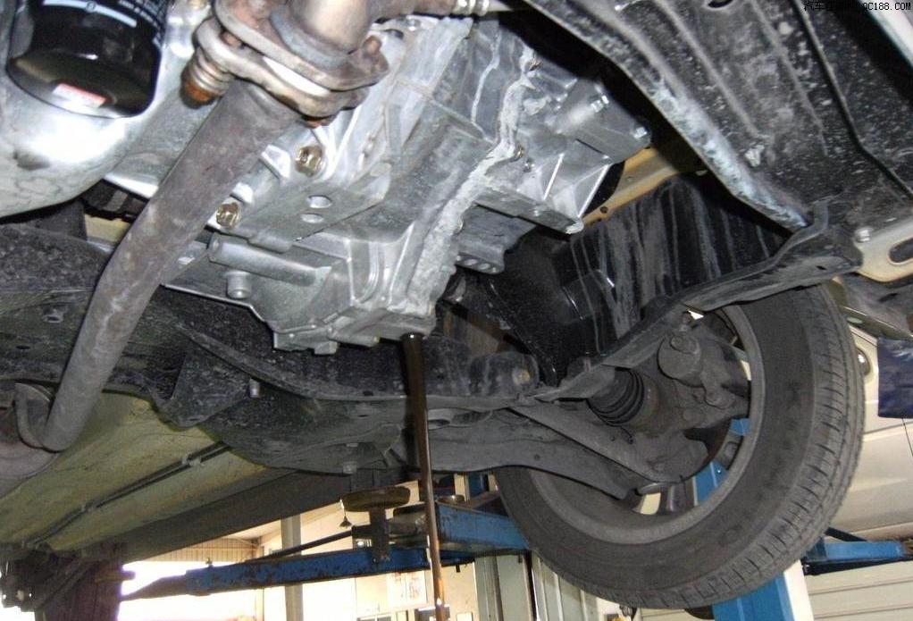 手动挡开车挂挡避免顿挫,手动挡车最忌讳的动作