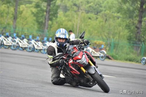 摩托车是实价吗,摩托车实际价值计算