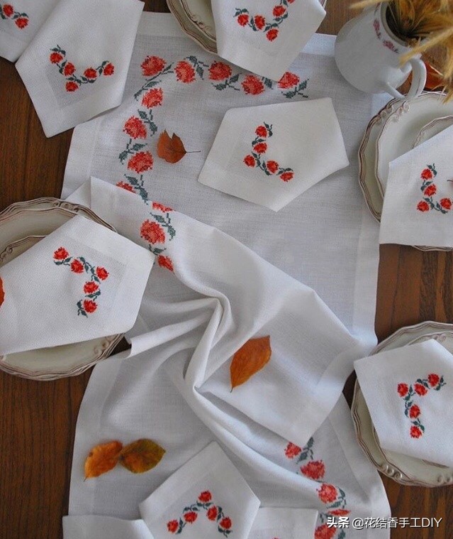 十字绣美丽的画,十字绣美丽花边