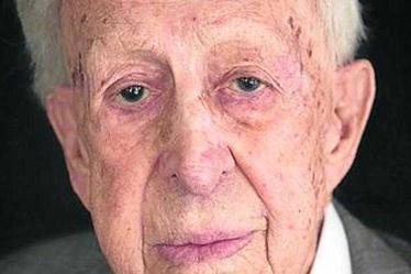 105岁病毒感幸存者发出警告：抗疫两个月，我们已重复了9个错误