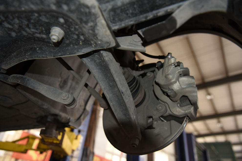 雪铁龙ds6底盘拆解视频,法系高端豪华车ds