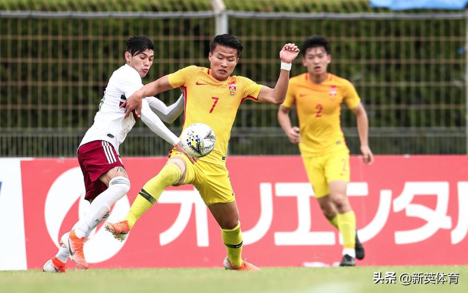 晨读-队史第二座奖杯！他们是真正的黄金一代