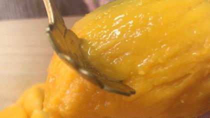 海南小台芒皮薄肉厚甘甜多汁,海南正宗台芒芒果