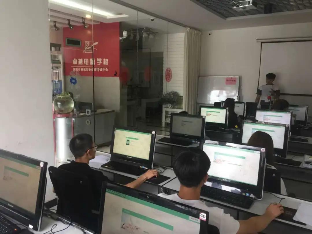 因为专业所以卓越演讲,白城市韩旭