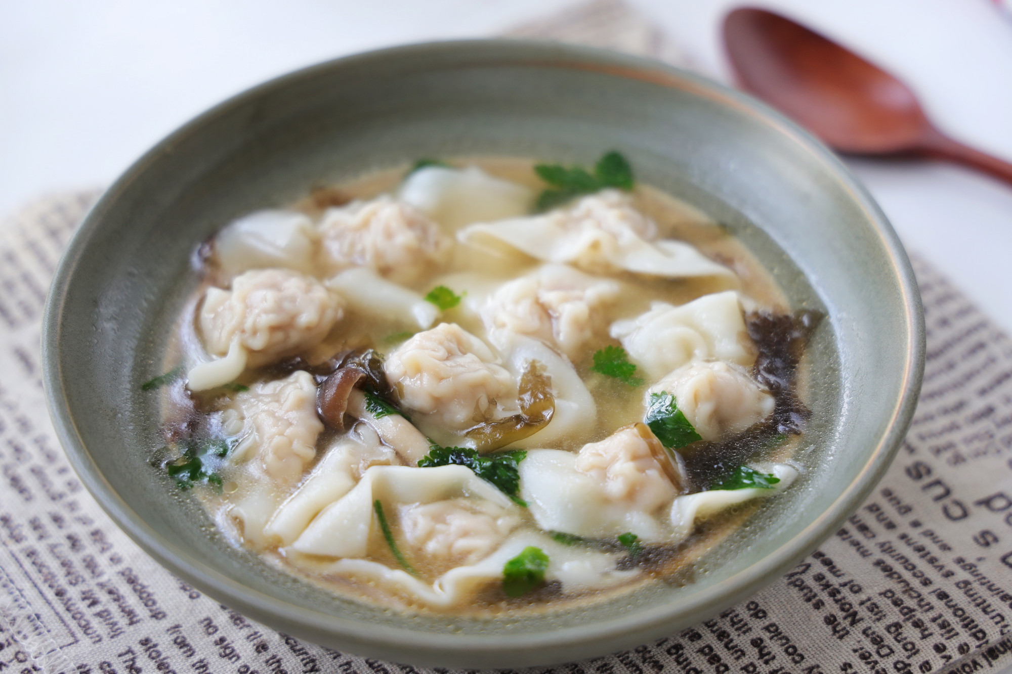早餐素馅馄饨食谱简单快速做法,早餐吃馄饨的正确方法