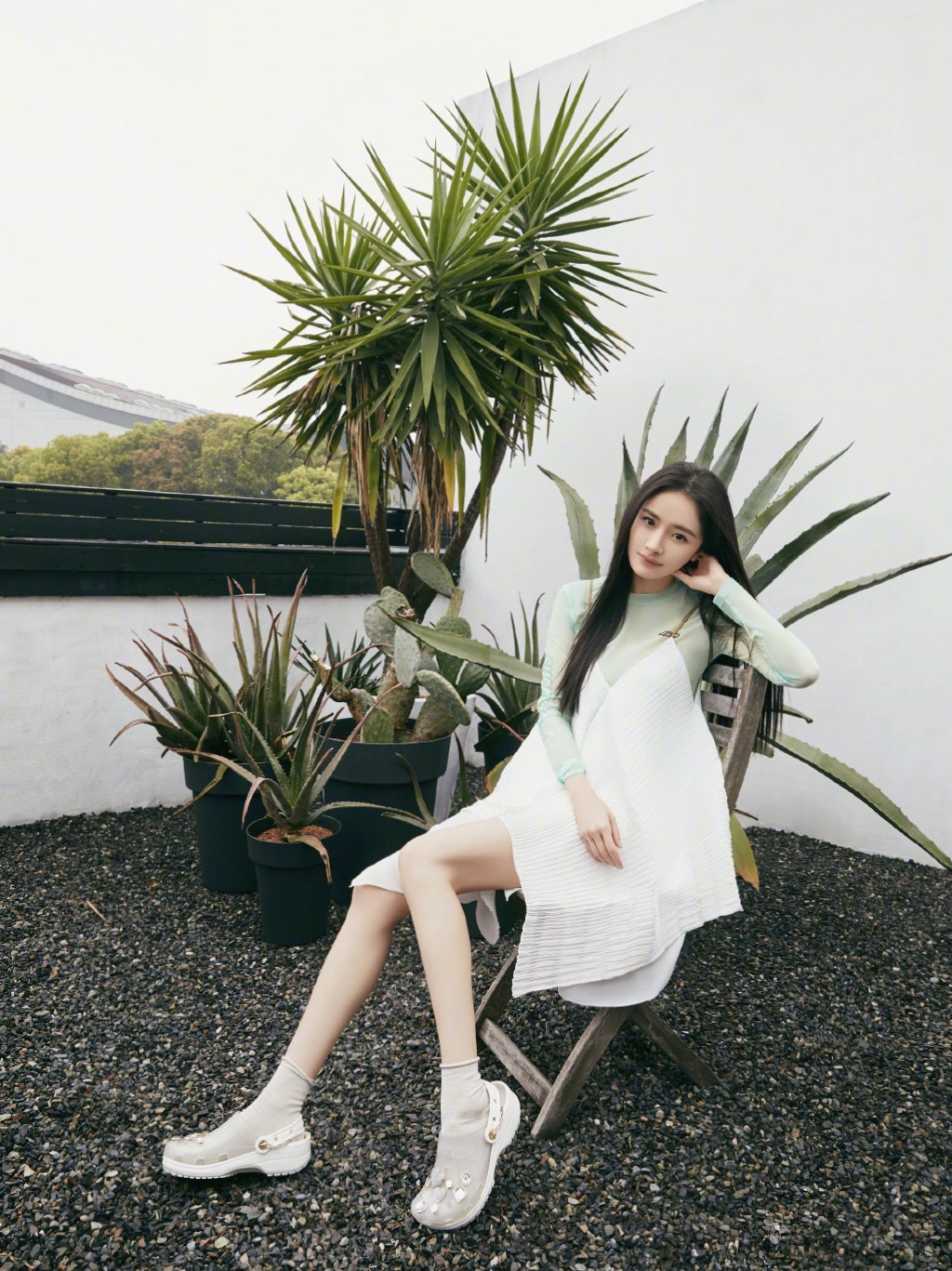 夏日吊带裙穿搭可爱,夏日必备吊带穿搭