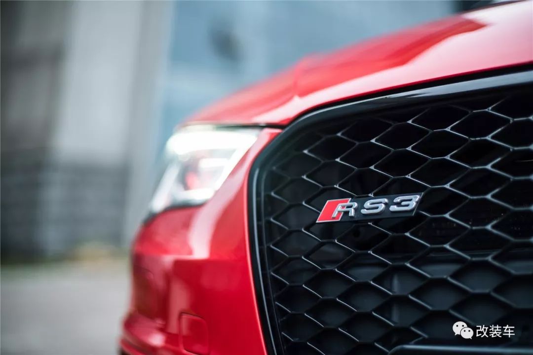 奥迪a3升级17款前杠,奥迪a335tfsi改装