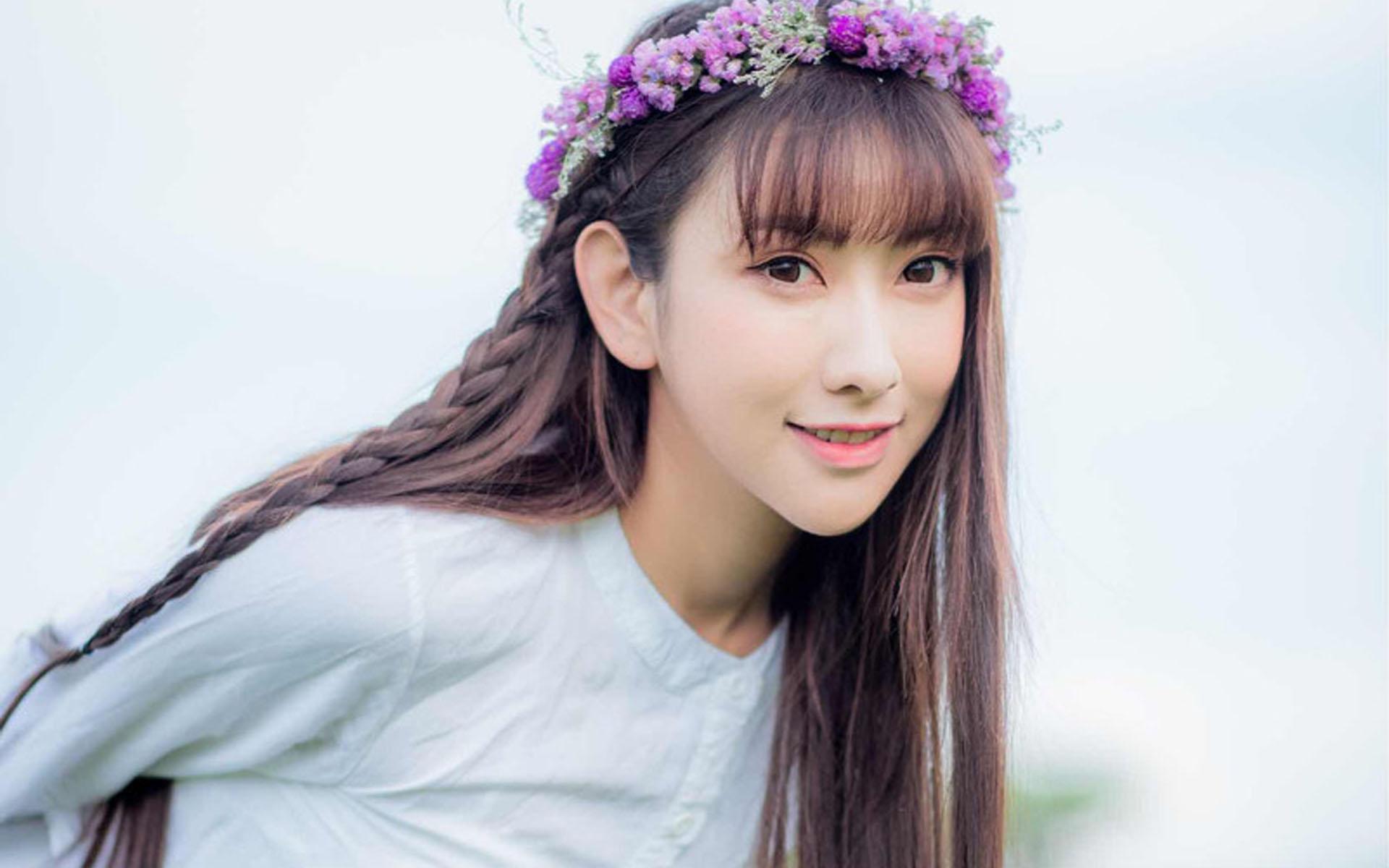 追女孩该怎么送礼物合适男生,追女孩的时候送礼物吗男生怎么说