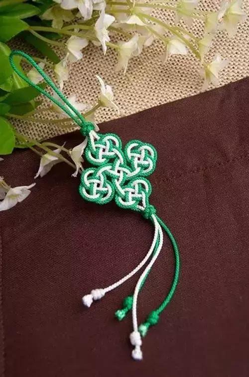 小学生中国结的编法图解,中国结蝴蝶挂件的编法图解