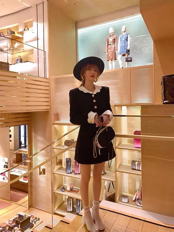 结婚当天新娘两套礼服怎么穿,参加婚礼怎么穿比新娘好看