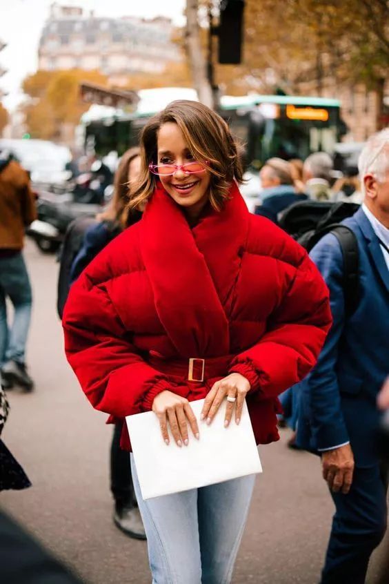 羽绒服太肥大太臃肿了怎么办,羽绒服穿肥点好还是瘦点好看