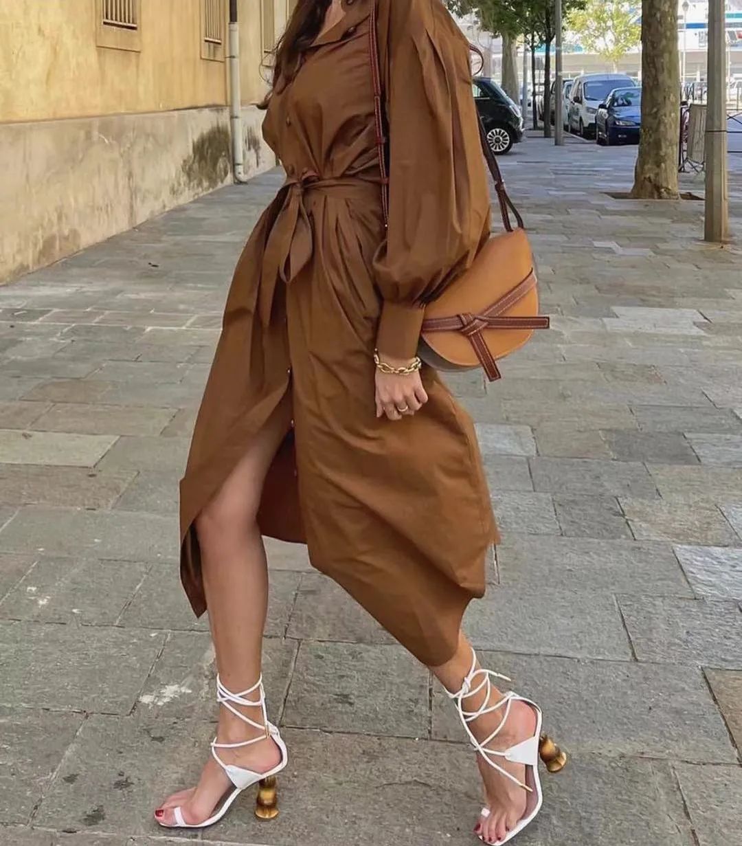 今年的时髦高跟鞋,今年时尚的高跟鞋品牌叫什么