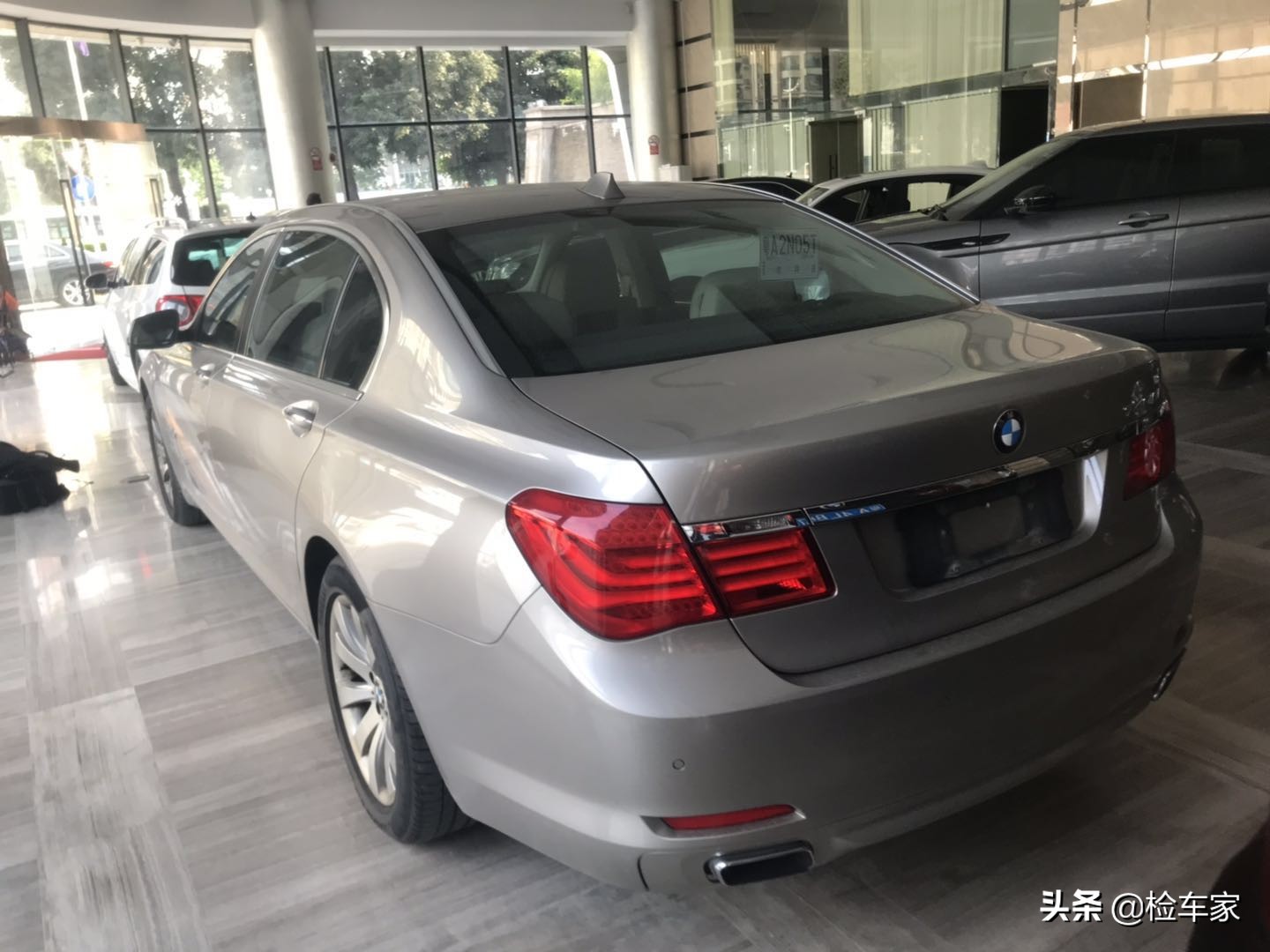 跑了40万公里的宝马740,开了5年的宝马740还值多少钱