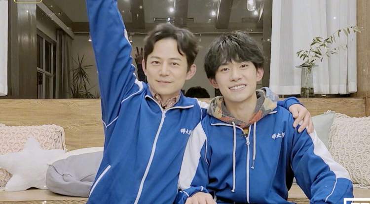 那些年我们穿过哪些校服,那些年我们的青春校服