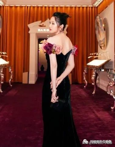 唐艺昕产后复出的方法,唐艺昕复出状态