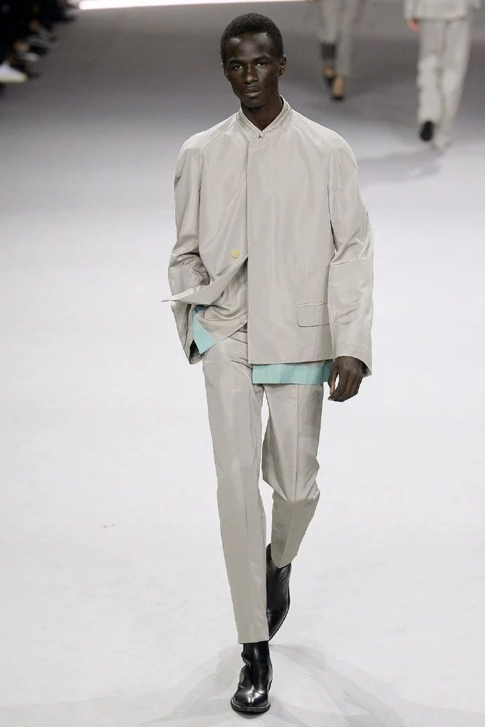 新晋全球首富,带货界最帅的男人