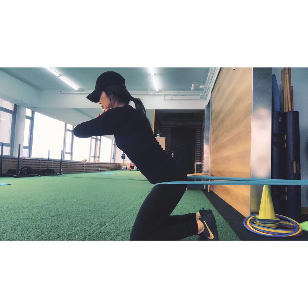 产前耻骨痛产后什么时候能恢复,产后20天突然耻骨痛是缺钙吗