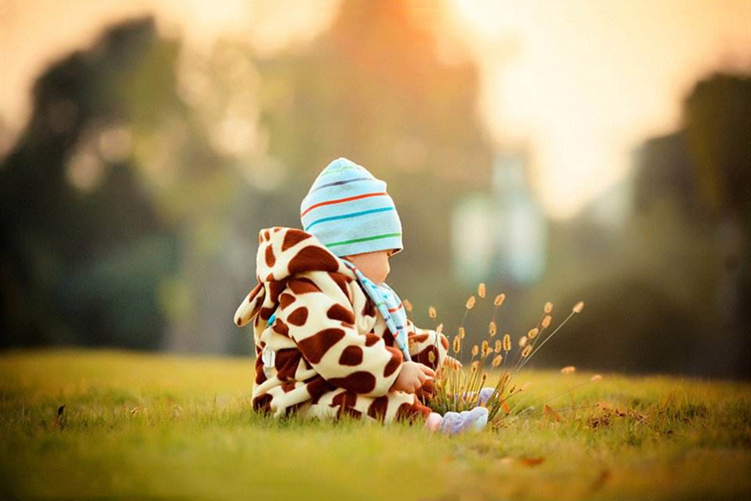 孩子喜欢说反话是什么敏感期,孩子喜欢讲小话怎么办