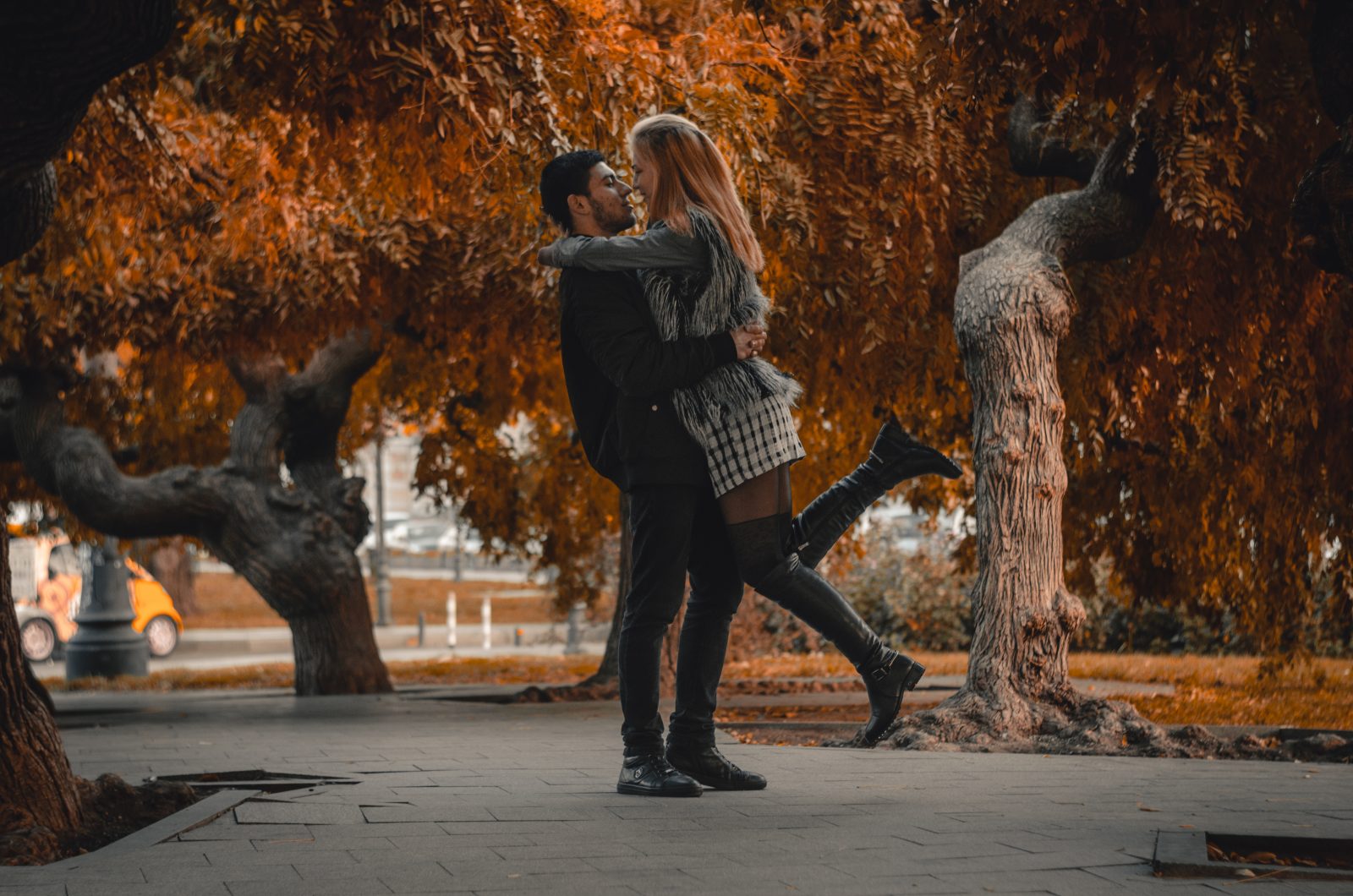 心理学深度解析灵魂伴侣,心理学喜欢你的人的肢体语言