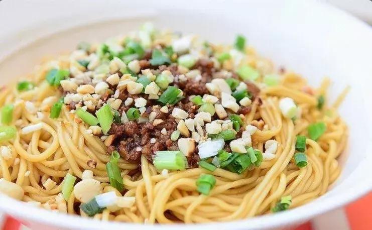 流水的爱情铁打的是什么梗,流水的爱情铁打的友情