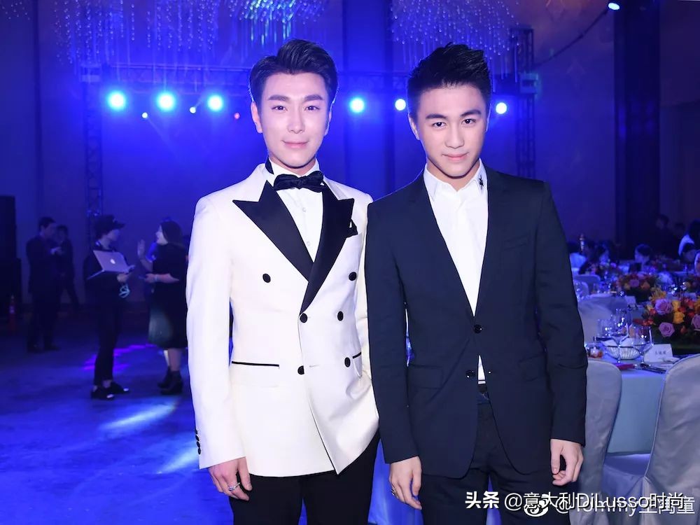 美妆博主给明星化妆,给明星化妆的美妆博主