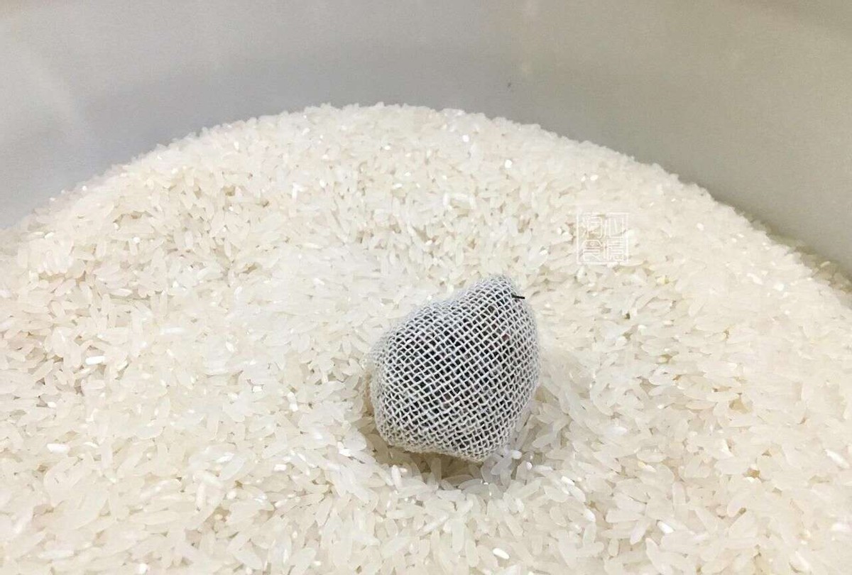 大米防止生虫密封用塑料袋可以吗,密封大米为什么还生虫蚂蚁庄园