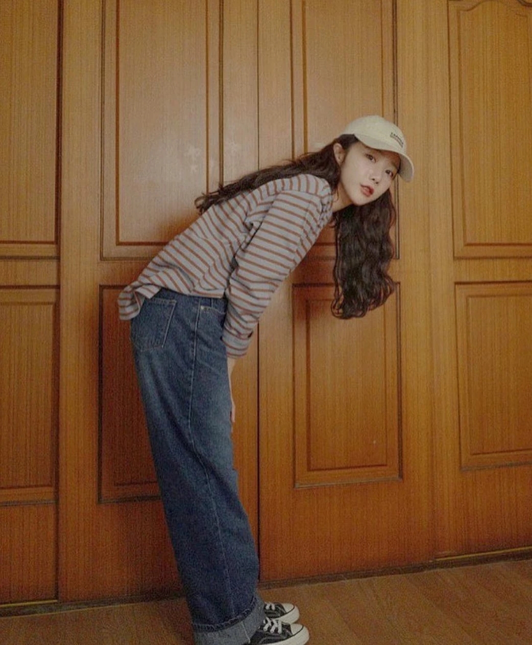 懒卷短发,懒卷是什么意思