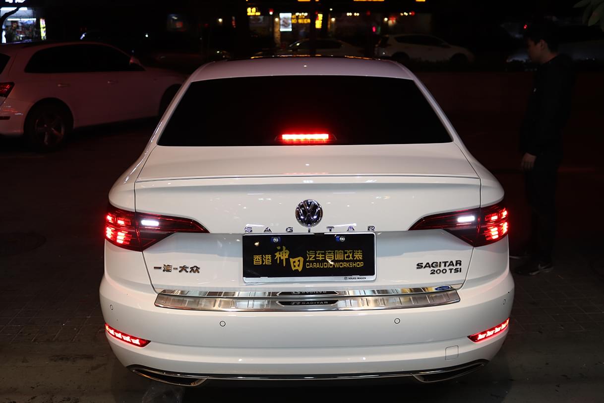 深圳汽车音响改装效果试听,深圳速腾汽车音响改装