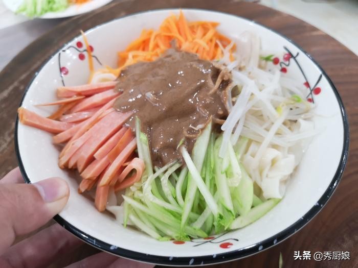 宅在家不动怎么吃减脂餐,五分钟学会的懒人面条
