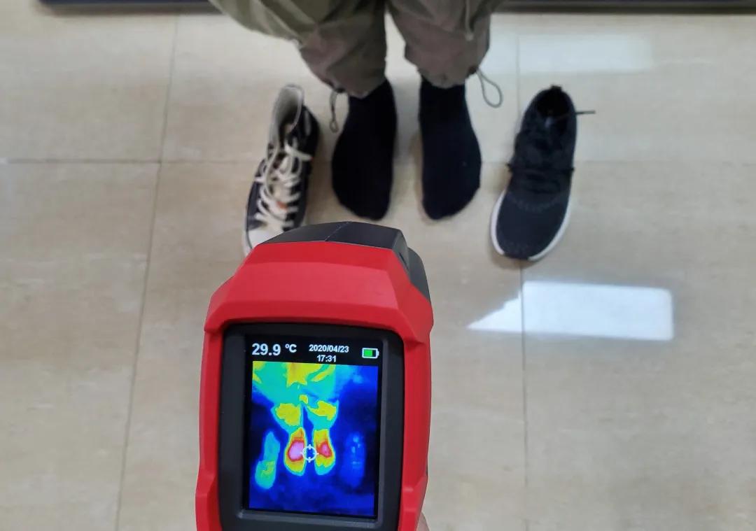 adidas踩屎感最好的鞋子,踩屎感运动鞋推荐阿迪达斯