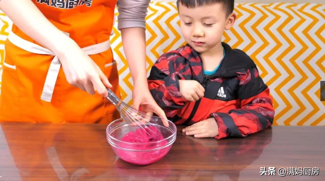 搅一搅就能做的小零食,搅一搅就能成功的脆脆小零食