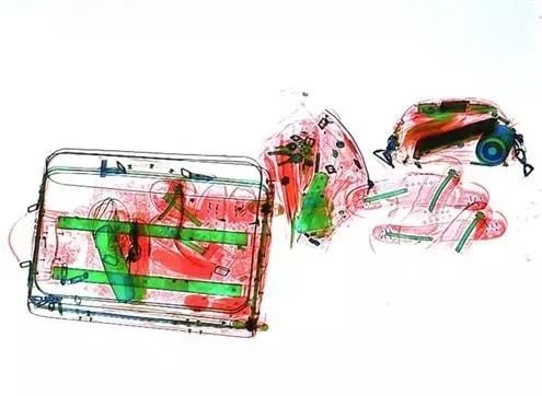 坐飞机化妆品怎么携带方便,坐飞机可以带化妆品面霜吗