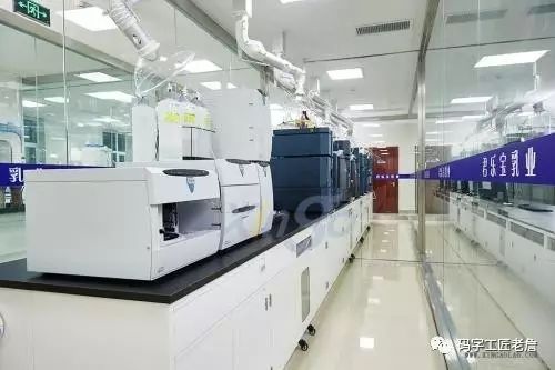 进口的，还是国产的？中国宝宝到底该喝什么奶粉？