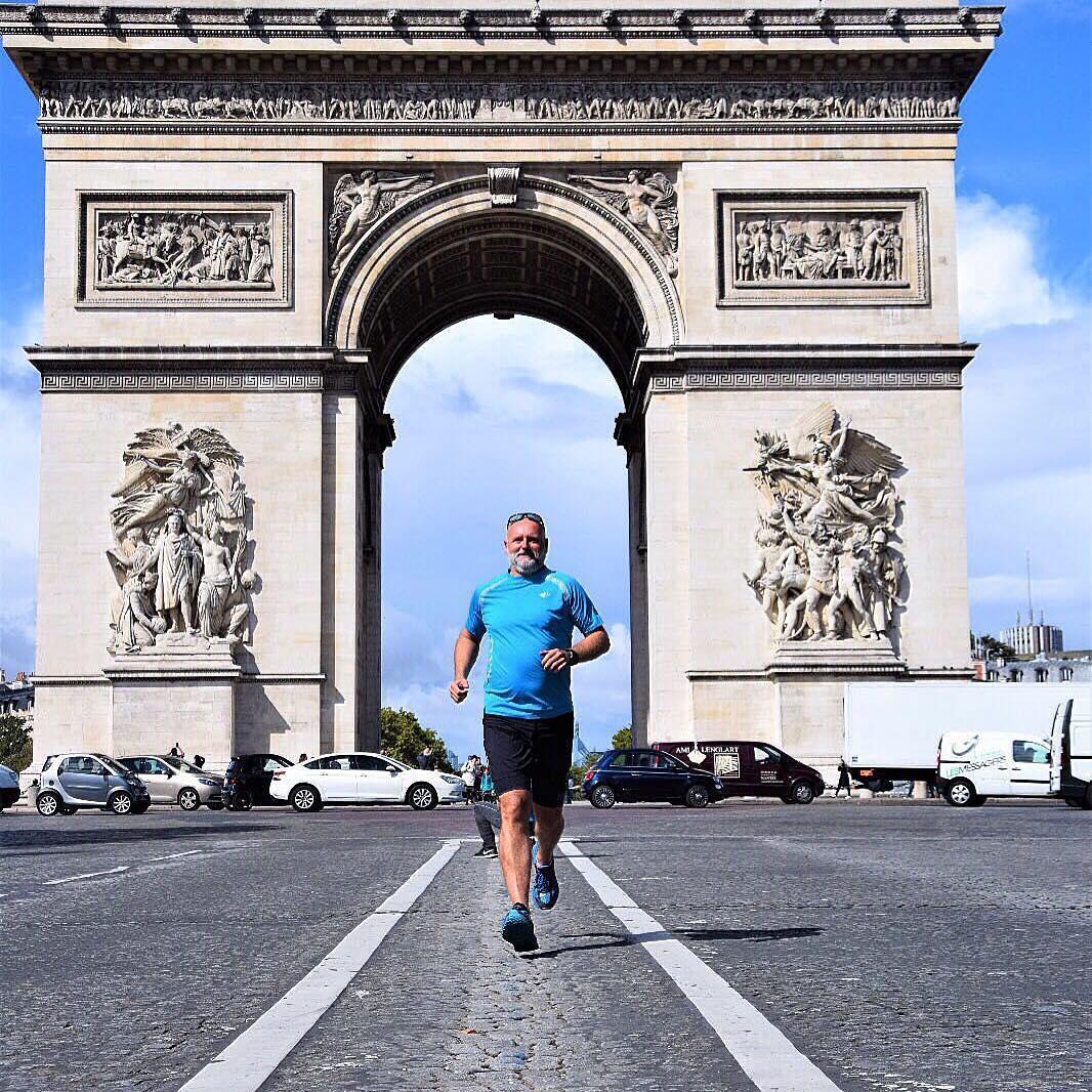 跑步节食减肥多久能看到效果,跑步断食一个星期不掉秤