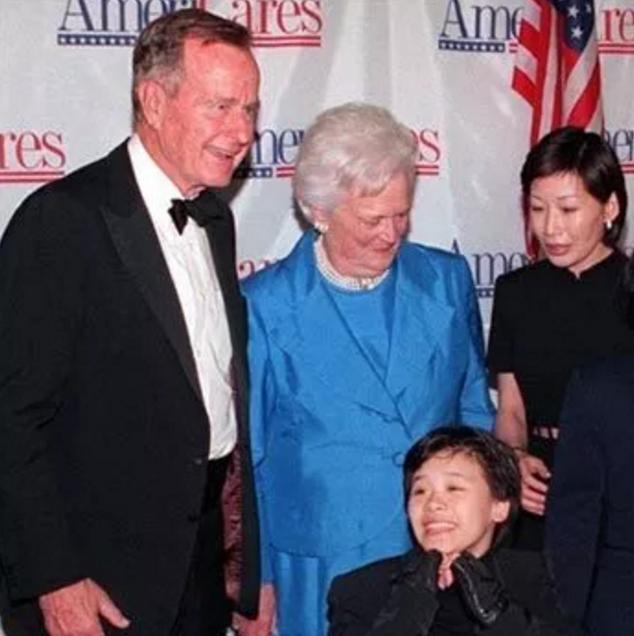 新华网谈剧本杀结局,新华网击落飞机