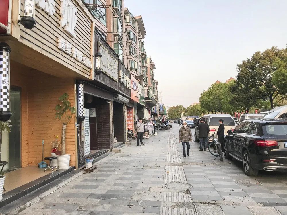 绿洲康城亲水湾开盘一房一价表,绿洲康城亲水湾两房两厅样板房