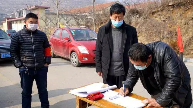 把肺炎拍成电影，我们拿到了一位导演的创作脚本