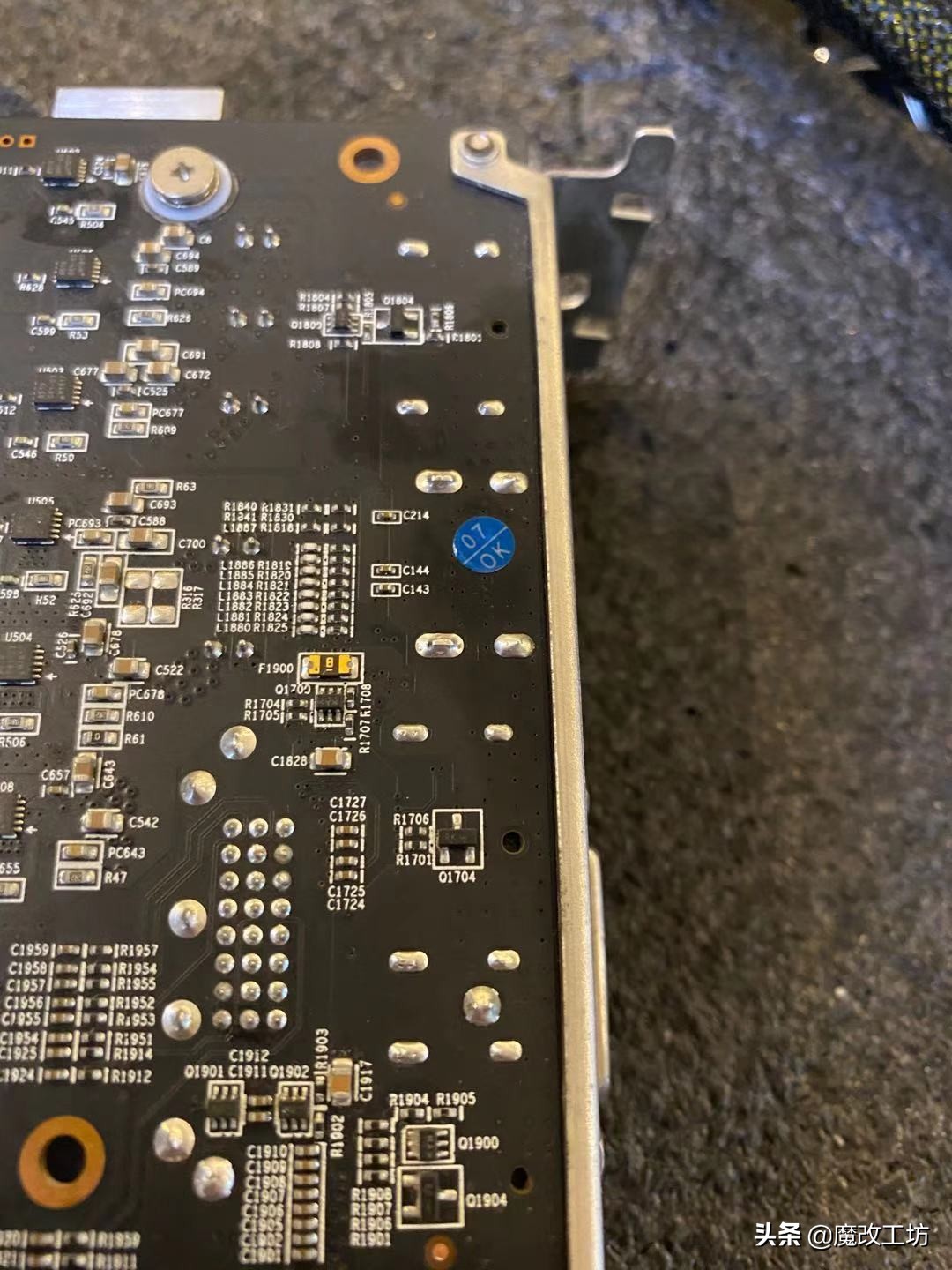 铭瑄hd7850巨无霸和发行者5808g,铭瑄5808g2304满血版跑多少分